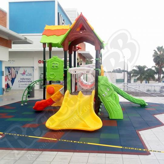 Foto 02 real de instalación de losas de caucho S008