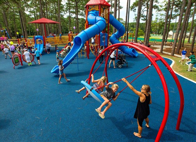 Juegos infantiles en 18 parques listos para recibir a niños en