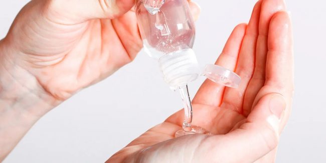 Imagen aplicacion de gel antibacterial Imagen aplicacion de gel antibacterial