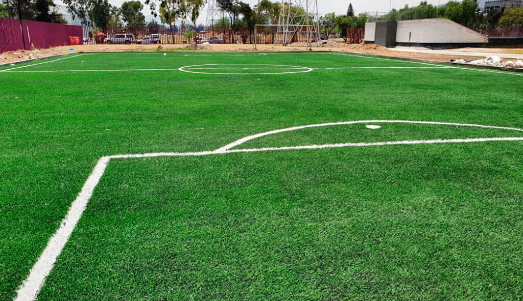 Imagen-Pasto-artificial-para-campo-de-fútbol