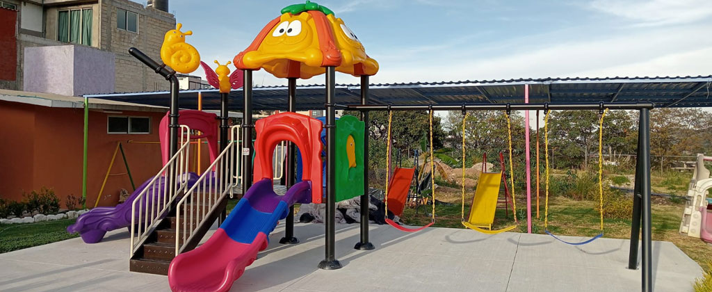 Juegos Infantiles en Escuelas Imagen de Juegos Infantiles en Escuelas