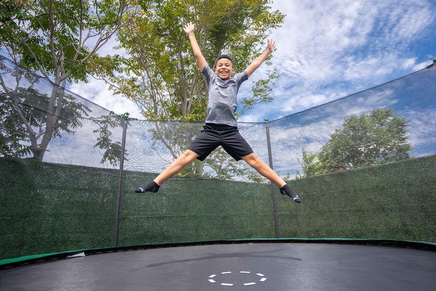 Por qué saltar en un trampolín es un excelente ejercicio - Juegos