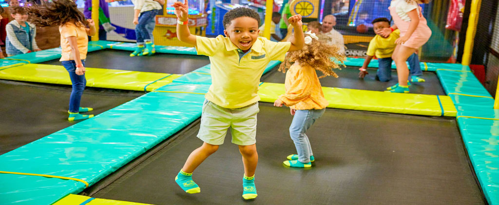 Trampolín, Músculos y huesos fuertes Imagen de Trampolín, Músculos y huesos fuertes