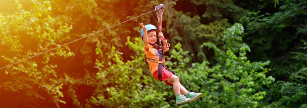 Tirolesas para niños aventureros Imagen de Tirolesas para niños aventureros