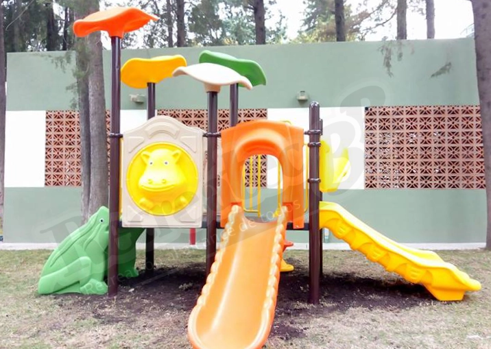 Juego Infantil Temático RIBB-2T757 instalado en Parque de Ciudad de México